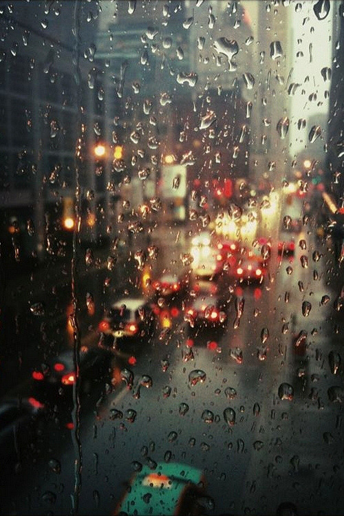 雨中朦胧意境的雨天图片 朦胧雨天图片2018