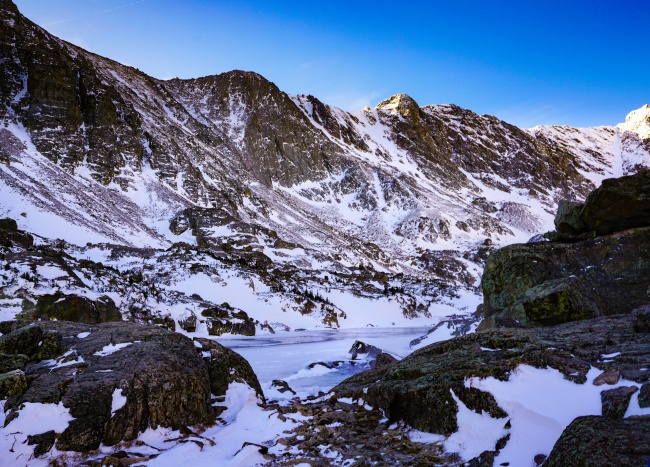 冬季山脉雪景图片