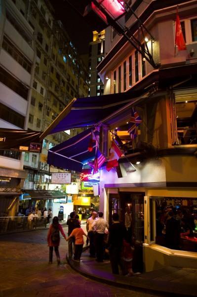 香港特色旅游景点 香港兰桂坊夜景图片