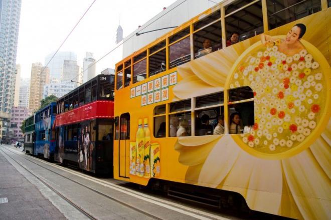 香港特色的一道风景图片 香港电车图片