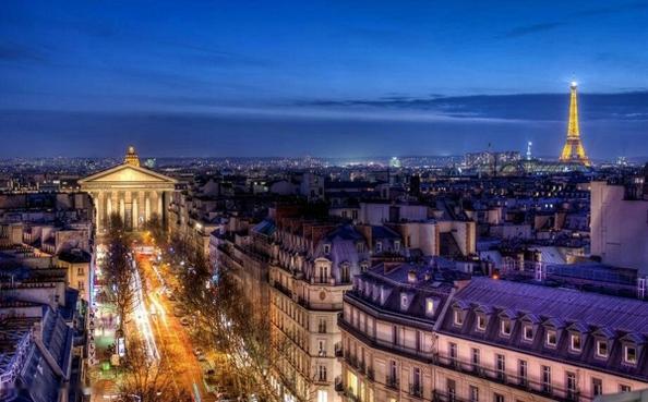 法国巴黎城市街道唯美夜景图片