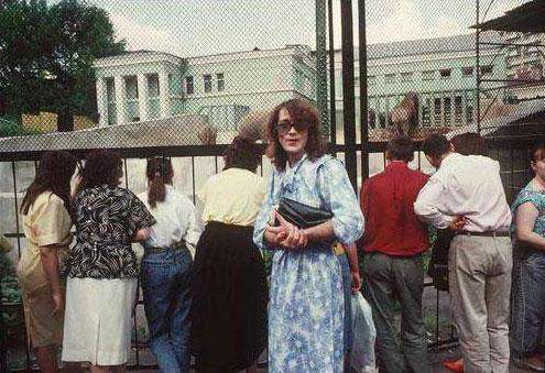 罕见实录：90年代俄罗斯变性人生活