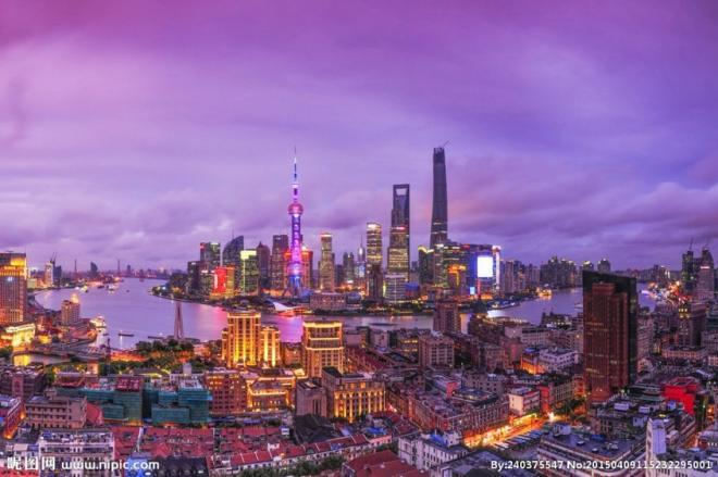 灯光璀璨的美丽上海城市唯美夜景图片